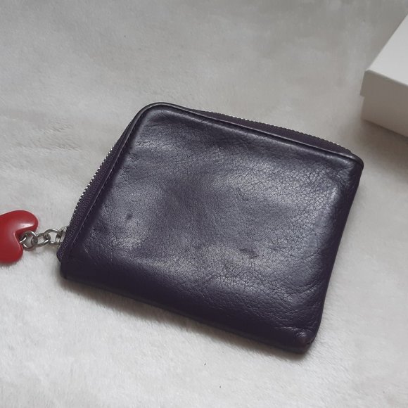 Agnes B. VOYAGE | Purple Heart Zipped Coin Wallet - Picture 5 of 5